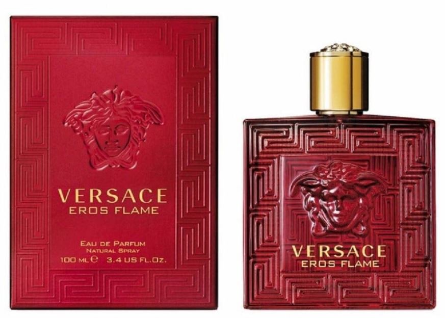 Ignite your passion with Versace Eros Flame, a captivating fragrance designed for the modern man who embodies strength, charisma, and sensuality. This bold scent opens with vibrant notes of Italian lemon and orange, harmoniously blended with spicy nuances of black pepper and wild rosemary. As it unfolds, the heart reveals a warm embrace of geranium, rose, and pepper, creating a magnetic allure that draws others in.