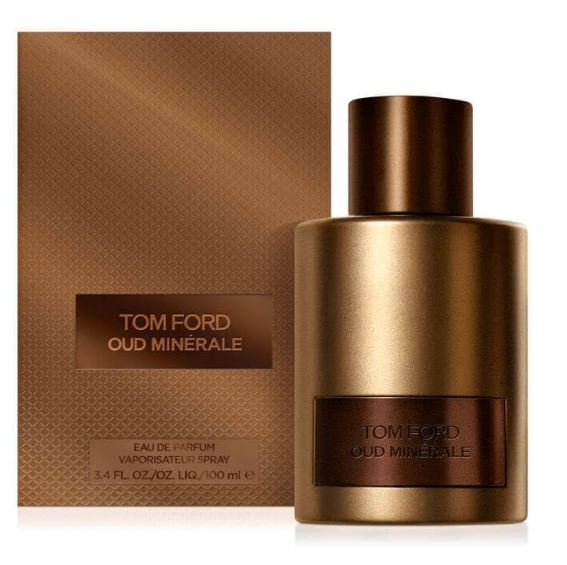 Oud Minerale merges rich oud notes with refreshing oceanic minerality. A surge of smoky woods embraces sensual, skin-gripping musks for a contrasting fusion of elements.

